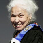 Un retrato de la escritora y activista Nawal El Saadawi