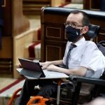 MADRID, 23/03/2021.- El portavoz parlamentario de Unidas Podemos, Pablo Echenique, durante la sesión plenaria del Congreso de los Diputados, celebrada este martes en Madrid. EFE/ Zipi