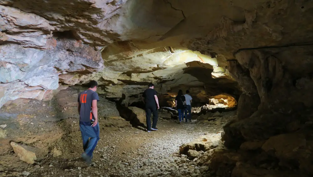 Cueva del Agua en Orbaneja del Castillo