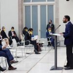 El líder de Vox, Ignacio Garriga, durante su intervención en la segunda sesión del debate de investidura del candidato de ERC a la presidencia de la Generalitat, Pere Aragonès.