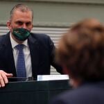 El portavoz de Vox en el Ayuntamiento de Madrid, Javier Ortega Smith, a su llegada al pleno en el Ayuntamiento de Madrid