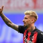Samu Castillejo con el Milan.