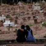 La pandemia se ha cebado especialmente con Brasil, que supera ya los 337.000 muertos por coronavirus