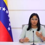 La vicepresidenta de Venezuela, Delcy Rodríguez, que tiene prohibida la entrada en territorio Schengen se reunió con Ábalos en Barajas en 2020