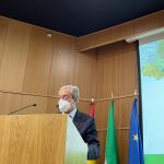El consejero de Transformación Económica, Rogelio Velasco, en Algeciras (Cádiz)