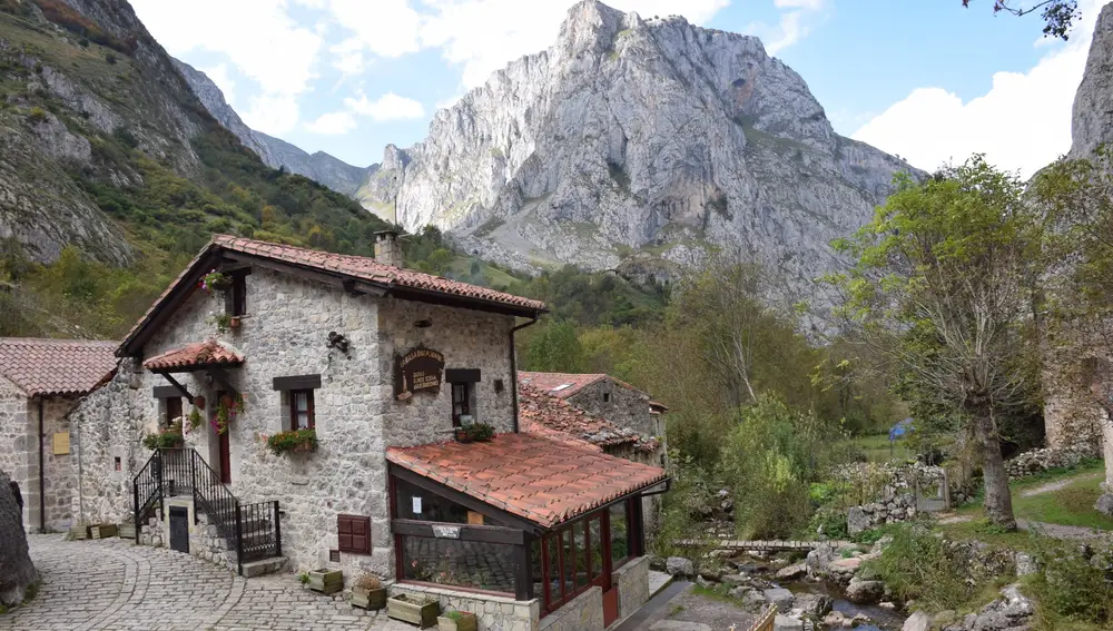 Bulnes (Asturias), uno de los lugares con la denominación 'Pueblos más Bonitos de España'