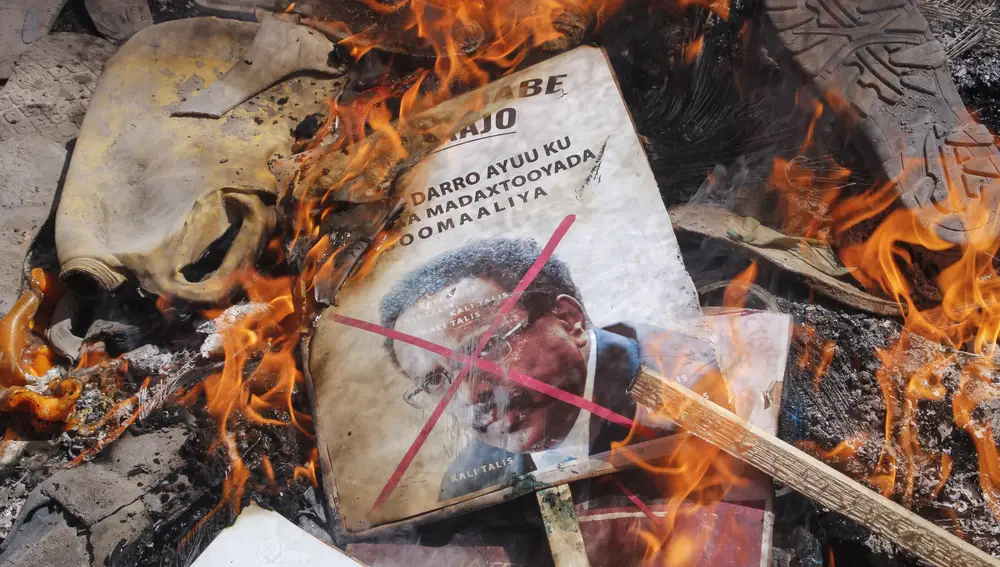 Quema de fotografías del presidente somalí