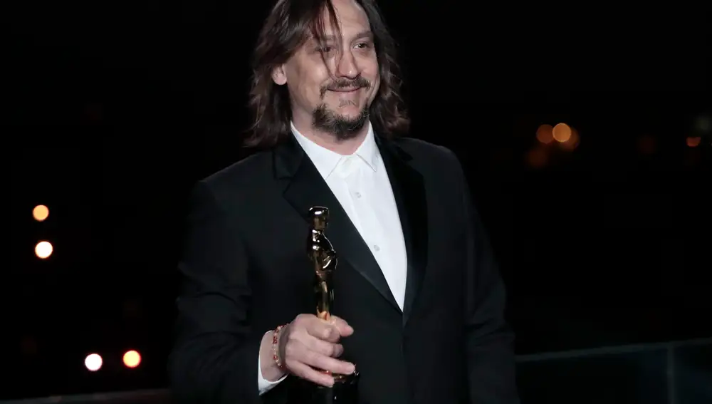 Nicolas Becker recoge la estatuilla al mejor sonido por 'Sound of Metal'