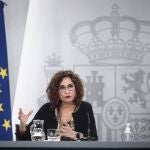 La ministra de Hacienda, María Jesús Montero; interviene en una rueda de prensa posterior al Consejo de Ministros.