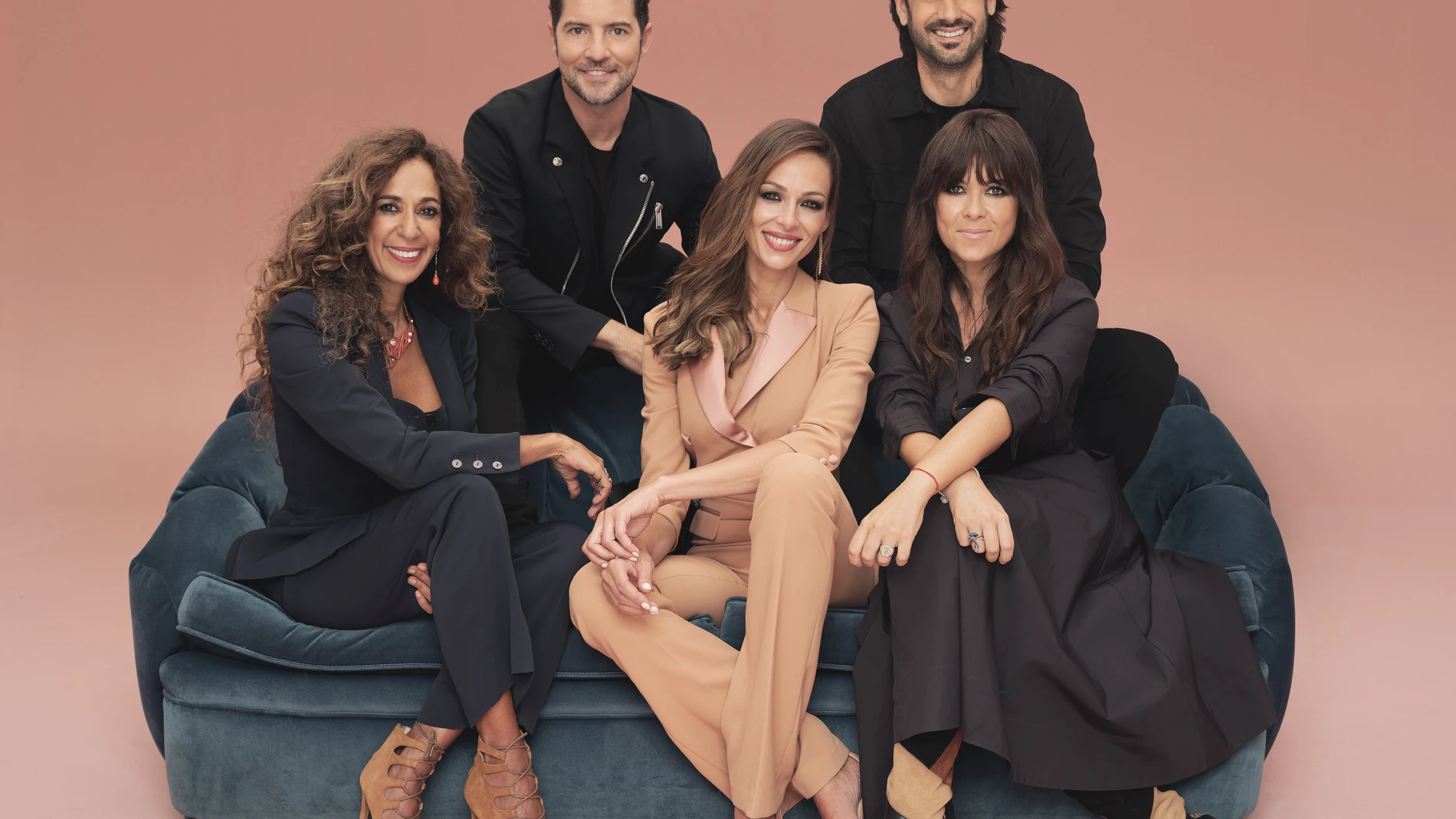 LA VOZ KIDS PRESENTADORA Y COACHS