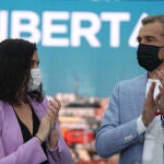Díaz Ayuso y Toni Cantó, durante un acto de campaña previo al 4-M