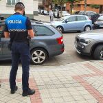 Dos agentes de la Policía Local de Valladolid durante su servicio