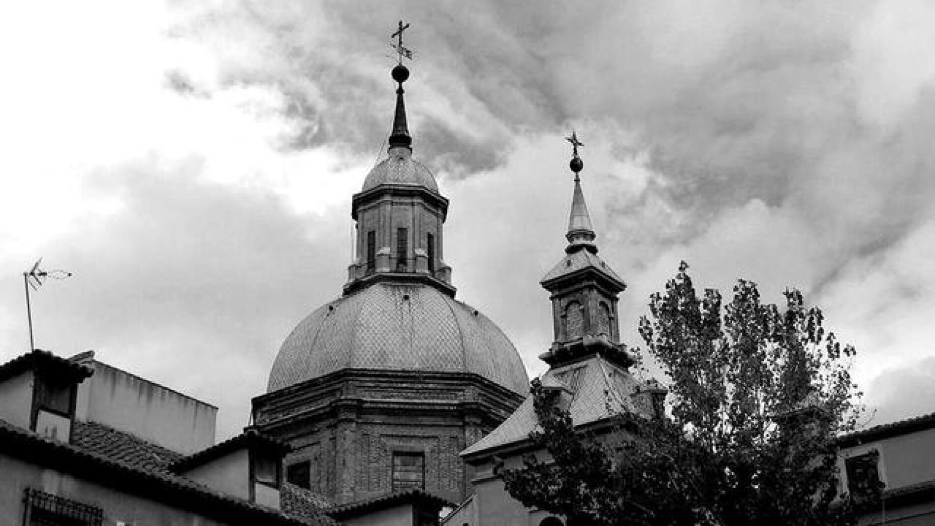 El desgraciado pasado del convento de la Comendadoras