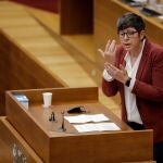 La Portavoz de Unides Podem, Pilar Lima, interviene en la sesión de control en Les Corts Valencianes.