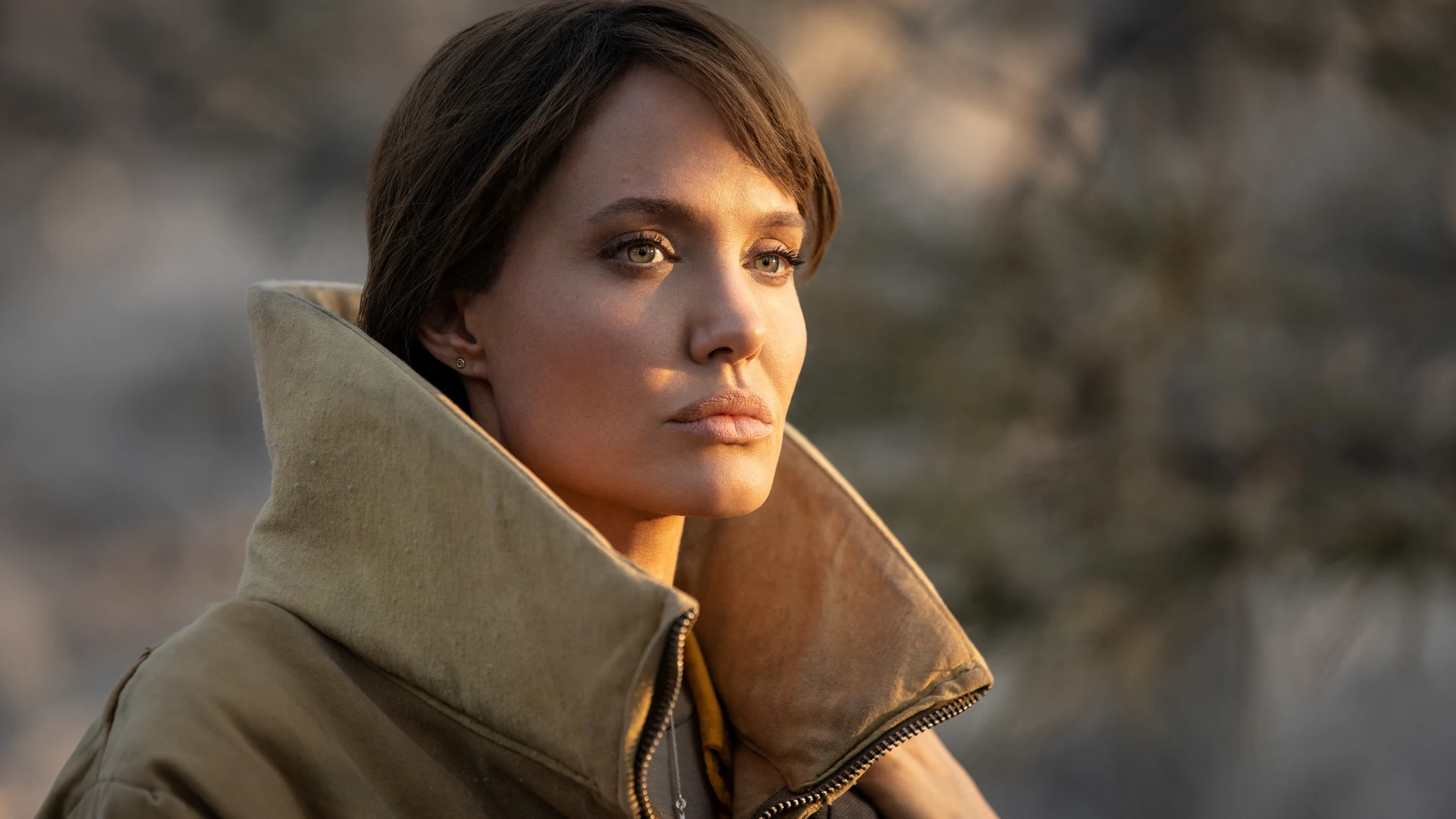 Angelina Jolie da vida a una bombero forestal que trabaja en Montana