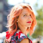 Mujer con el color de cabello 'peachy'/ PINTEREST
