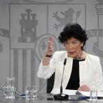La ministra de Educación y Formación Profesional, Isabel Celaá, durante una rueda de prensa en el Palacio de la Moncloa