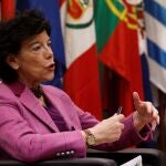 La ministra de Educación y Formación Profesional, Isabel Celaá, participa en el coloquio "Oportunidades para la cooperación educativa en Iberoamérica" este jueves en Madrid. EFE/J.J. Guillén