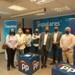 José Vicente Anaya con miembros de su candidatura