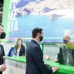El presidente de la Diputación de Almería en el expositor de "Costa de Almería" en Fitur