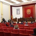 El Rey Felipe VI durante la entrega de despachos a la 72 promoción de la Carrera Diplomática