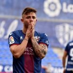 Pablo Maffeo con el Huesca.