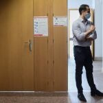 El exvicepresidente de la Comunidad de Madrid Ignacio Aguado a su llegada a la Asamblea de Madrid para recoger sus pertenencias, a 24 de mayo de 2021