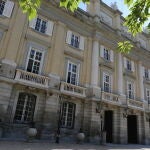 Fachada del Palacio de Liria en la calle Princesa de Madrid