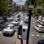 Dispositivo de control de acceso a una zona de bajas emisiones