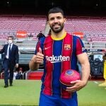 'Kun' Agüero, con la camiseta del Barcelona