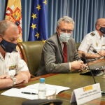 El delegado del Gobierno en Castilla y León, José Javier Izquierdo Roncero; el comisario general de Policía Judicial, Rafael Pérez Pérez; el jefe superior de Policía de Castilla y León, Juan José Campesino Tejero, y un representante de la Policía Judiciaria de Portugal (UNCTE), presentan el balance de la operación