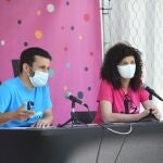 El conseller de Educación, Vicent Marzà, y la coordinadora del IVC en Alicante, Alicia Garijo, durante la presentación del nuevo festival Fresca!