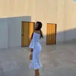 Violeta Mangriñán con vestido de Uterqüe.