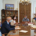 Ana Carlota Amigo se reúne con el alcalde de Zamora, Francisco Guarido, y representantes del comercio local