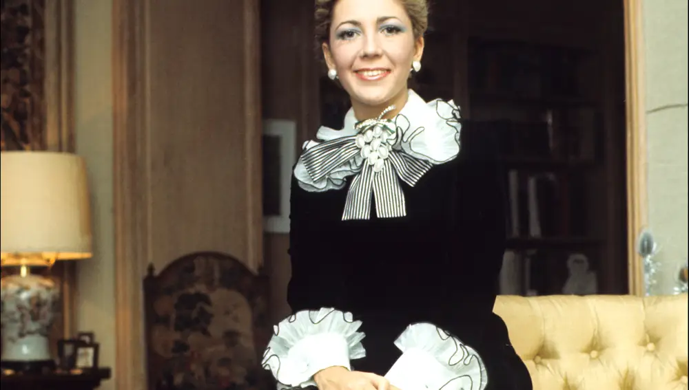 MAYTE SPINOLA Y GRACILIANO DE BARREIROS DURANTE UN ACTO PUBLICO