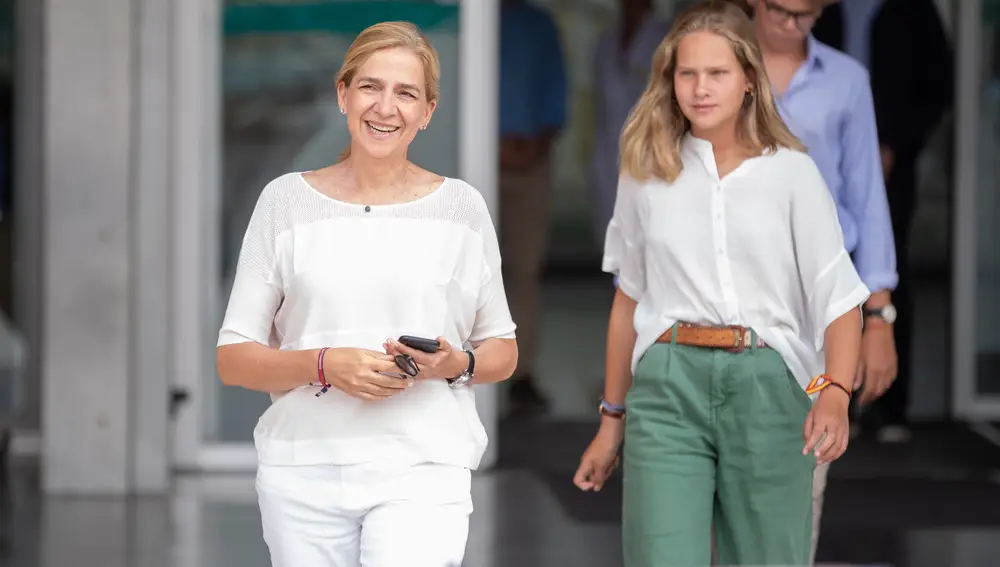 La Infanta Cristina con sus hijos Irene y Miguel Urdangarin