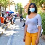 Aris acude a las colas del hambre junto a la parroquia de San Amaro para recibir alimentos de la Fundación Madrina