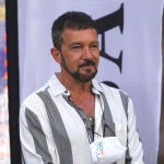 El actor Antonio Banderas posa durante la presentación del musical 'RENT' este junio en Málaga