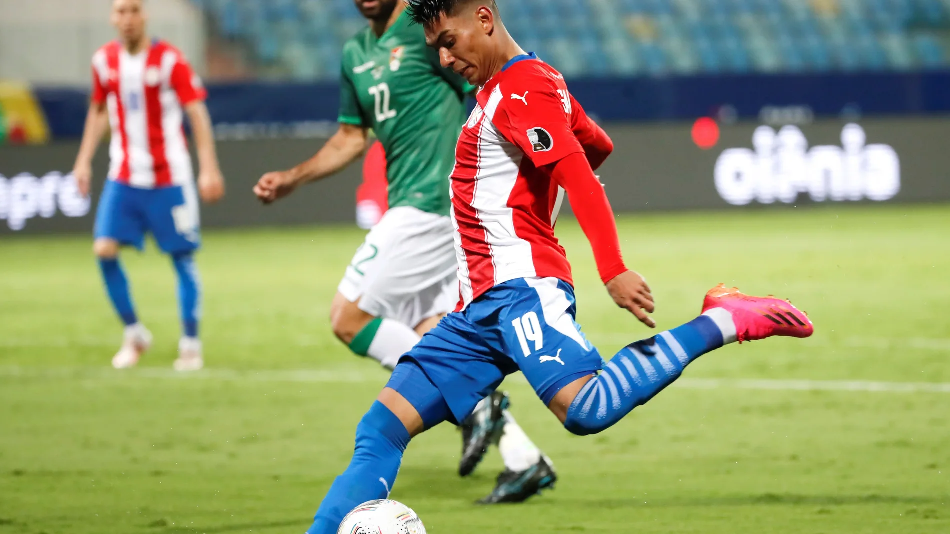 Santiago Arzamendia con Paraguay.
