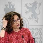 La ministra de Hacienda, María Jesús Montero, comparece en una rueda de prensa posterior al Consejo de Ministros