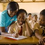 CAMFED se encarga de empoderar a niñas africanas a través de su educación
