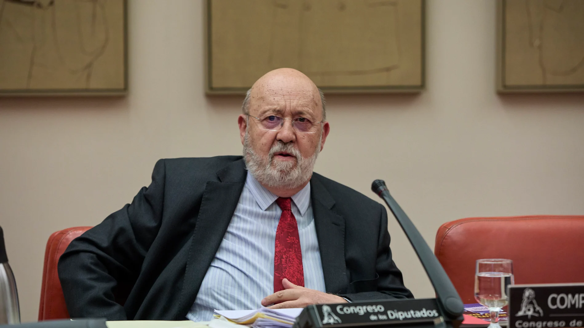 José Félix Tezanos, presidente del CIS, en la comisión constitucional del Congreso el pasado junio