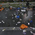 Los seguidores de Inglaterra llenaron pubs, la zona de fanáticos en Trafalgar Square y lugares emblemáticos como como Leicester Square antes del juego, dejando las calles repletas de basura. AP
