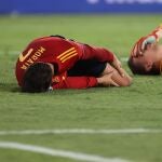 Álvaro Morata y Wojciech Szczesny después de una ocasión de España en el partido contra Polonia