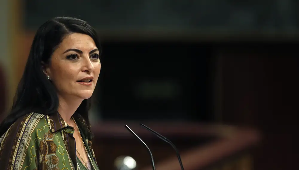 MADRID, 22/06/2021.- La secretaria general del grupo de Vox, Macarena Olona, interviene durante el pleno celebrado este martes en el Congreso de los Diputados. EFE/Javier Lizón