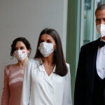 Don Felipe y Doña Letizia llegan a las instalaciones de la nueva sede de ABC para asistir al acto en honor de los galardonados con los premios ‘Mariano de Cavia’, ‘Luca de Tena’ y ‘Mingote’, a 22 de junio de 2021, en Madrid, España.ACTOS OFICIALES;FAMILIAS REALESPool22/06/2021