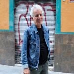 Kiko Veneno, fotografiado en Madrid, acaba de publicar "Hambre"