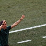 Luis Enrique celebra la victoria de España contra Eslovaquia en la Euro 2020