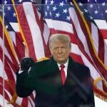 La investigación comenzó después de que Michael Cohen pagara dinero por silenciar a dos mujeres que aseguraban haber tenido relaciones sexuales con Trump. AP