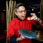Madrid 06 06 2019. Luis Arevalo, cocinero del restaurante japones Gaman. Bocados para verano. CRISTINA BEJARANO